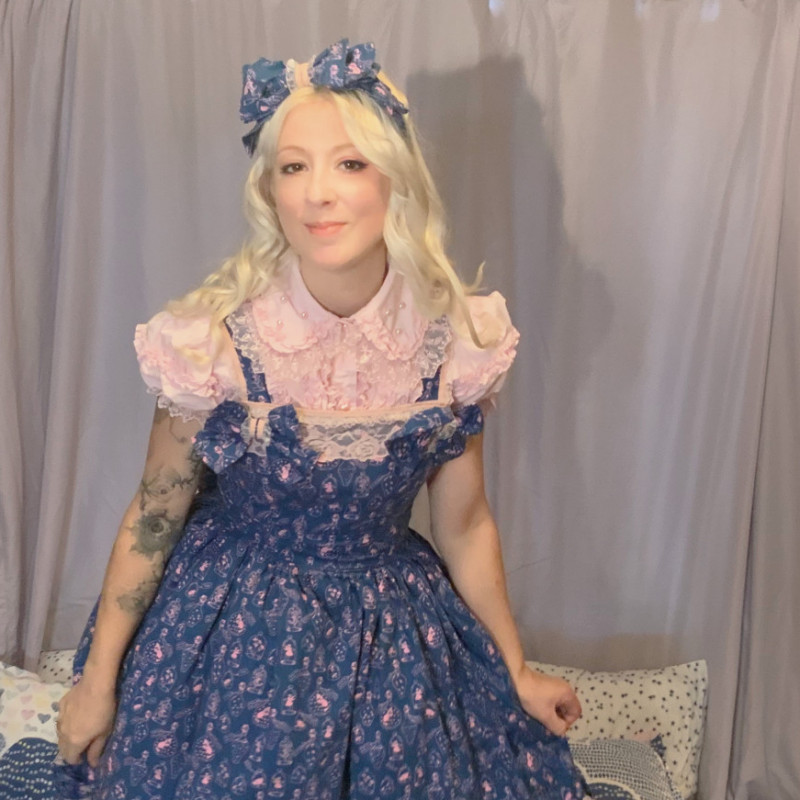 gunlikeahat's tweet photo. Bow Peep show photo set by @gunlikeahat https://t.co/OmJpM715kR Find it on #ManyVids! https://t.co/qgRFwmINdw