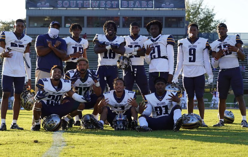 Jordananthony_6's tweet photo. Excited to have gotten my 6th offer from @MGCCC great talk with @clarencemcdoug1 #GoDawgs💙💛 https://t.co/kCJAHDqz9n