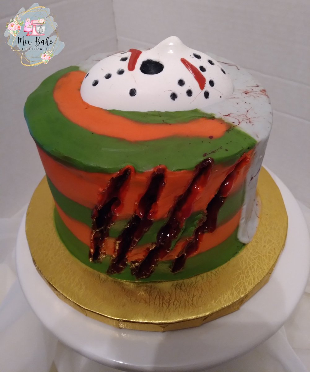 DecorateMix's tweet photo. Freddy and Jason birthday cake! 🎂

#jason #freddy #freddykrueger #nightmareonelmstreet #happybirthday #birthday #birthdayboy #buttercream #birthdaycake #chocolatecake #vanillacake #horrormovies #fridaythe13th https://t.co/GDb2jvT97C