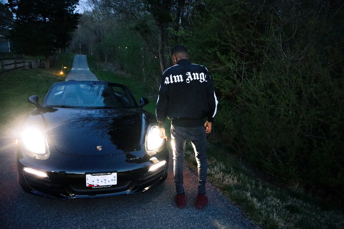 wrldof3m's tweet photo. Told all my Fans promise I won’t let up! https://t.co/m0V6ghv61q