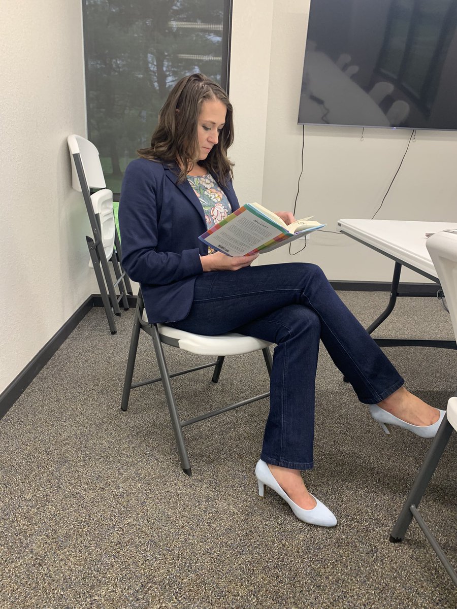 ArocaEric's tweet photo. How you are perceived by others before you open your mouth largely depends on your physical appearance. 

Is your style sending the right message? https://t.co/5hhDjRjz6d