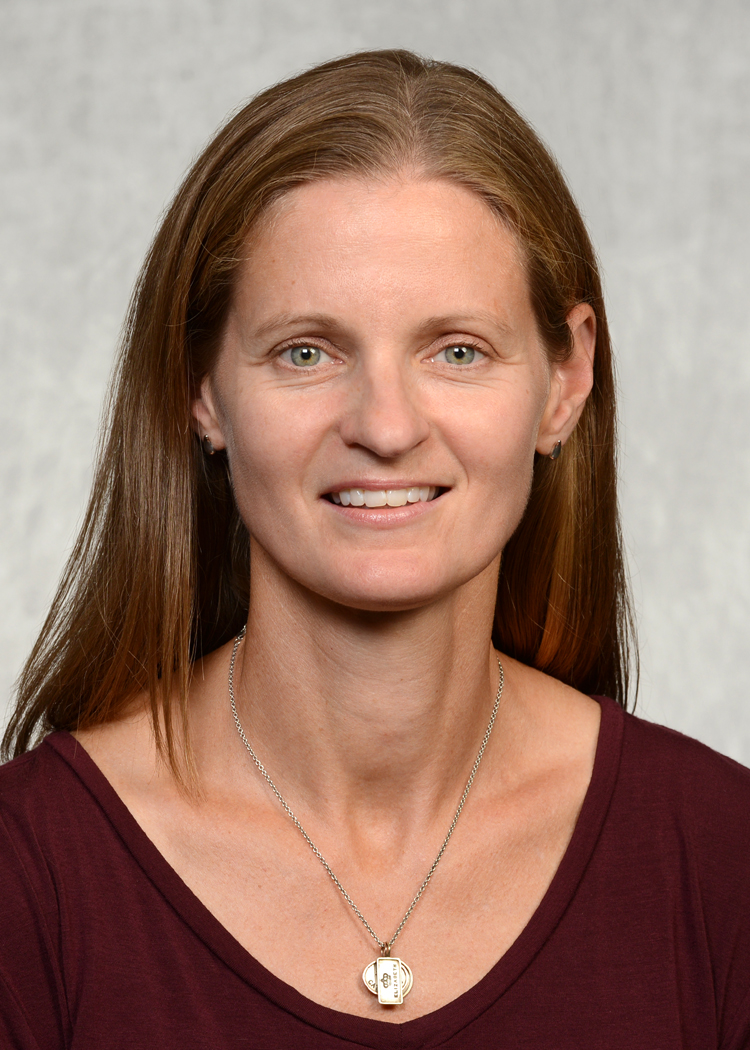 NJSIAA's tweet photo. Congratulations to NJSIAA’s new Executive Director, Colleen Maguire, who is the first woman to hold the title in NJSIAA’s 103-year history! 🎉 https://t.co/pcslHFrIzd https://t.co/qQTVINZNtt