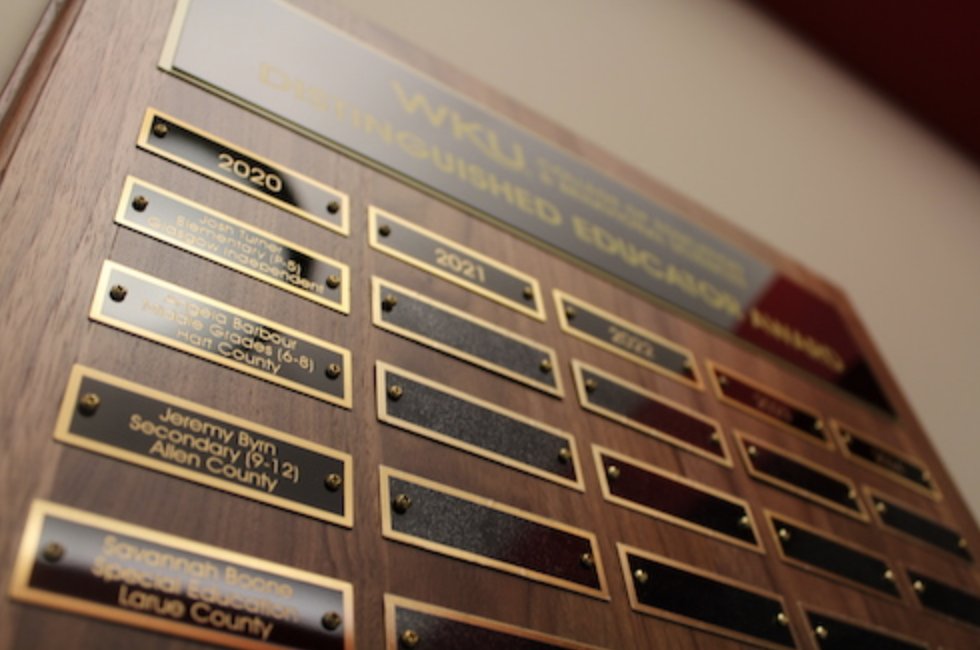The School of Teacher Education is thrilled to announce the finalists for 2021 Distinguished Educator Awards! Congrats to the deserving finalists! <a href="/WKUCEBS/">WKU CEBS</a> <a href="/wku/">Western Kentucky University</a> <a href="/WKUmartin/">Stephanie Martin</a>  wku.edu/news/articles/…