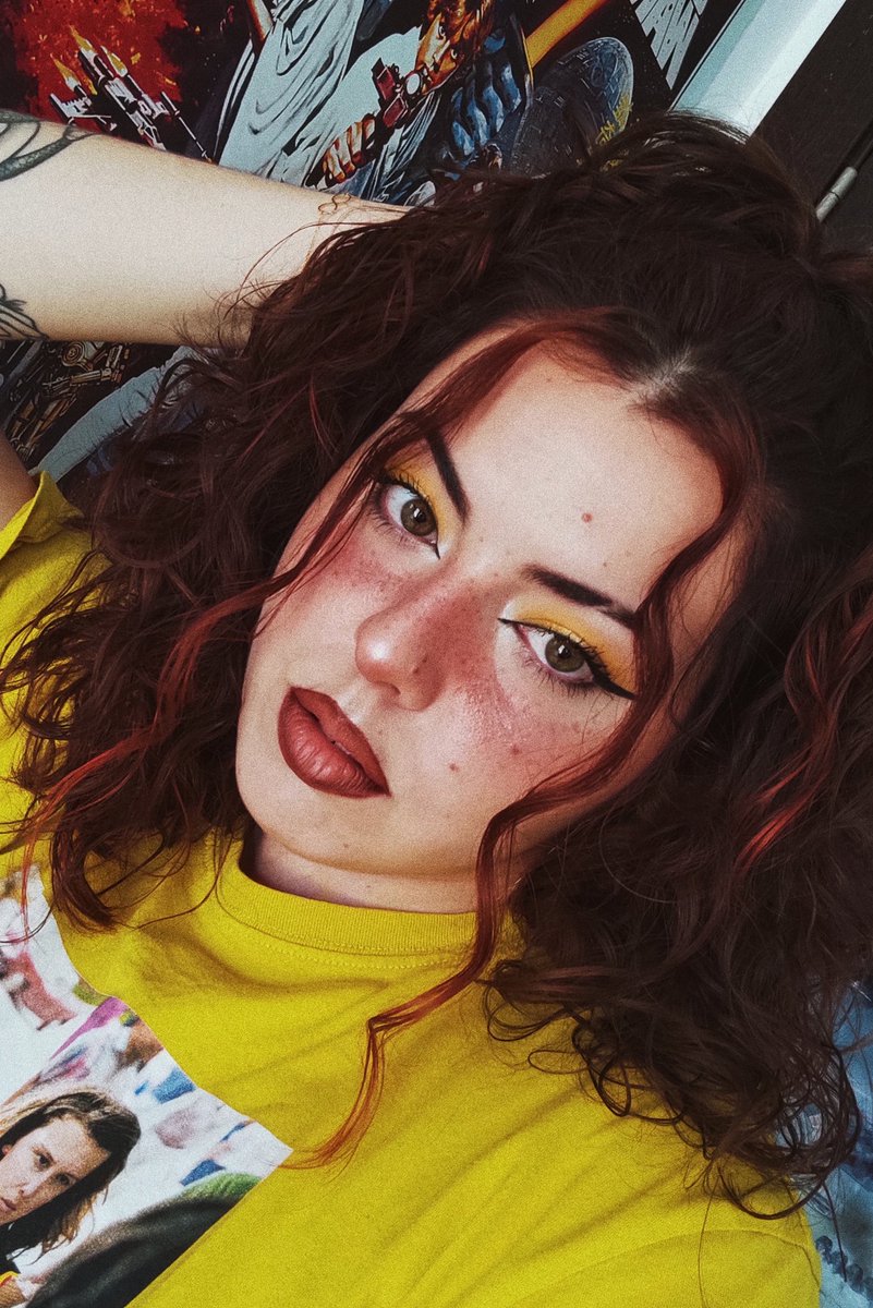 xavalapecas's tweet photo. qué opinan de los girasoles a mi m gustan https://t.co/tyfyrOBuID