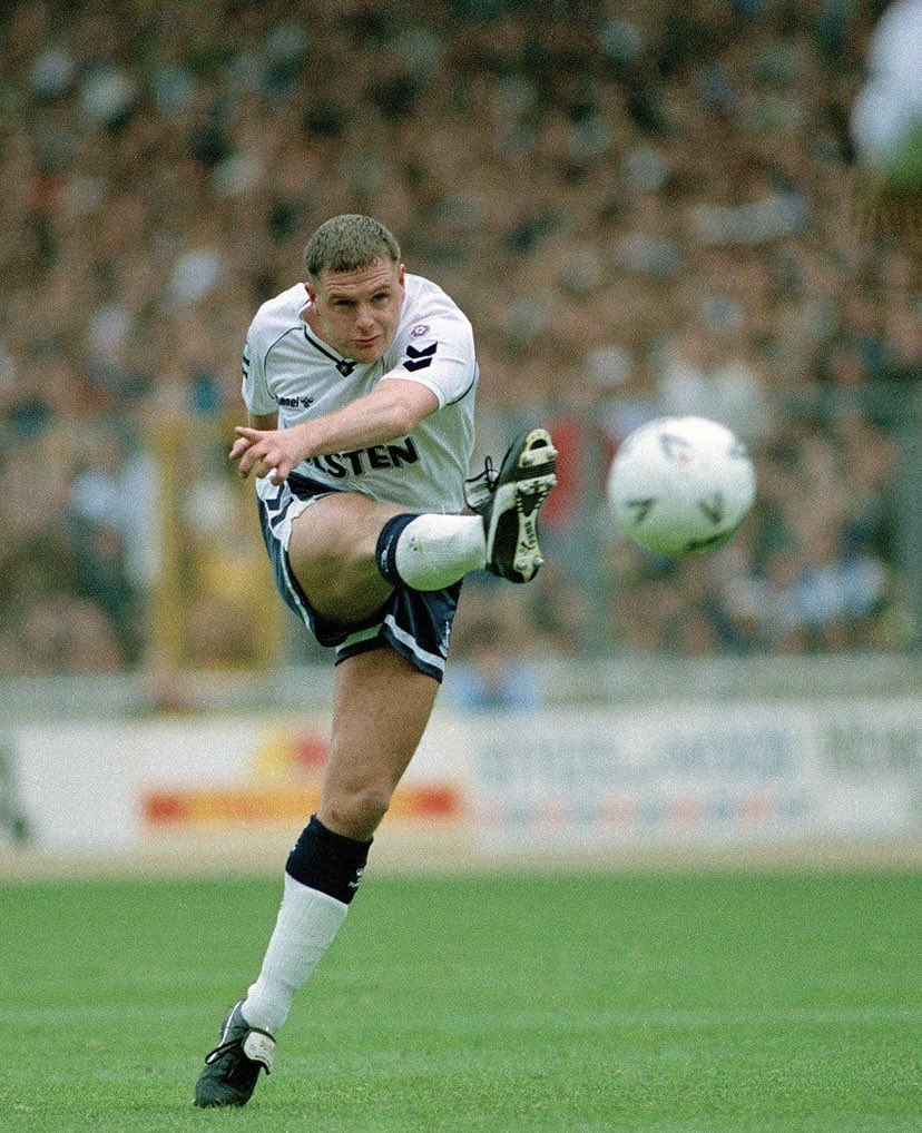 #Gazza scoring that free kick in the #FaCupSemiFinal1991 for #Tottenham v #Arsenal @ #Wembley which #Spurs won 3-1  #GazzaLegend #WhatAGoal https://t.co/xOMb47lwO5