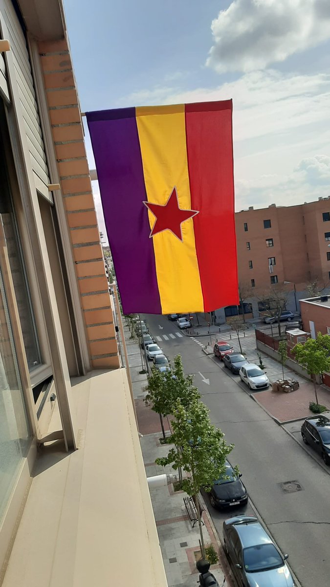 facebook.com/17055114497280…