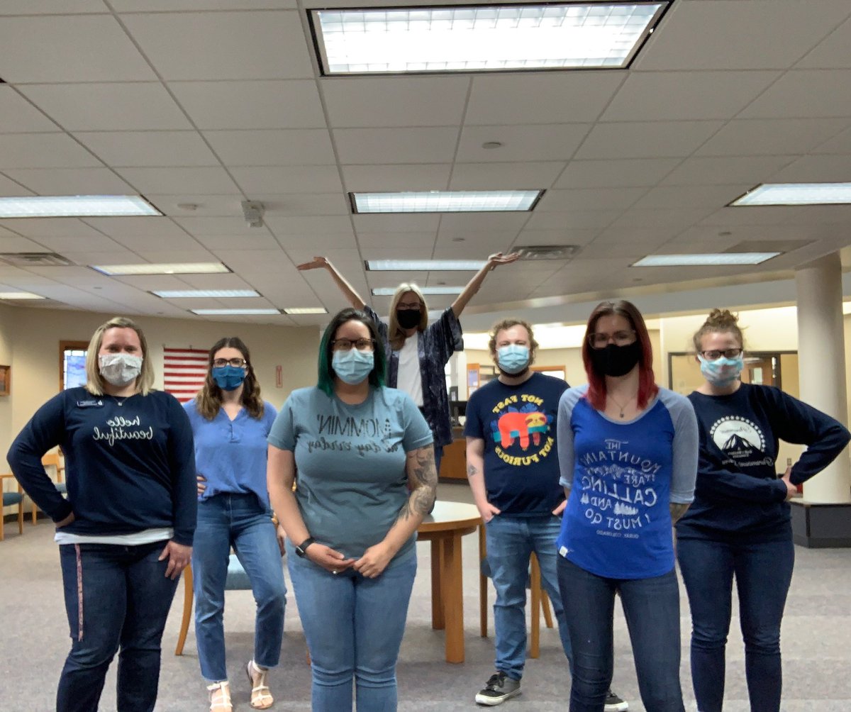 ConneautLibrary's tweet image. Conneaut Public Library staff wear blue for Child Abuse Prevention Month. @FriendsofCSB   #OhioWearsBlue
