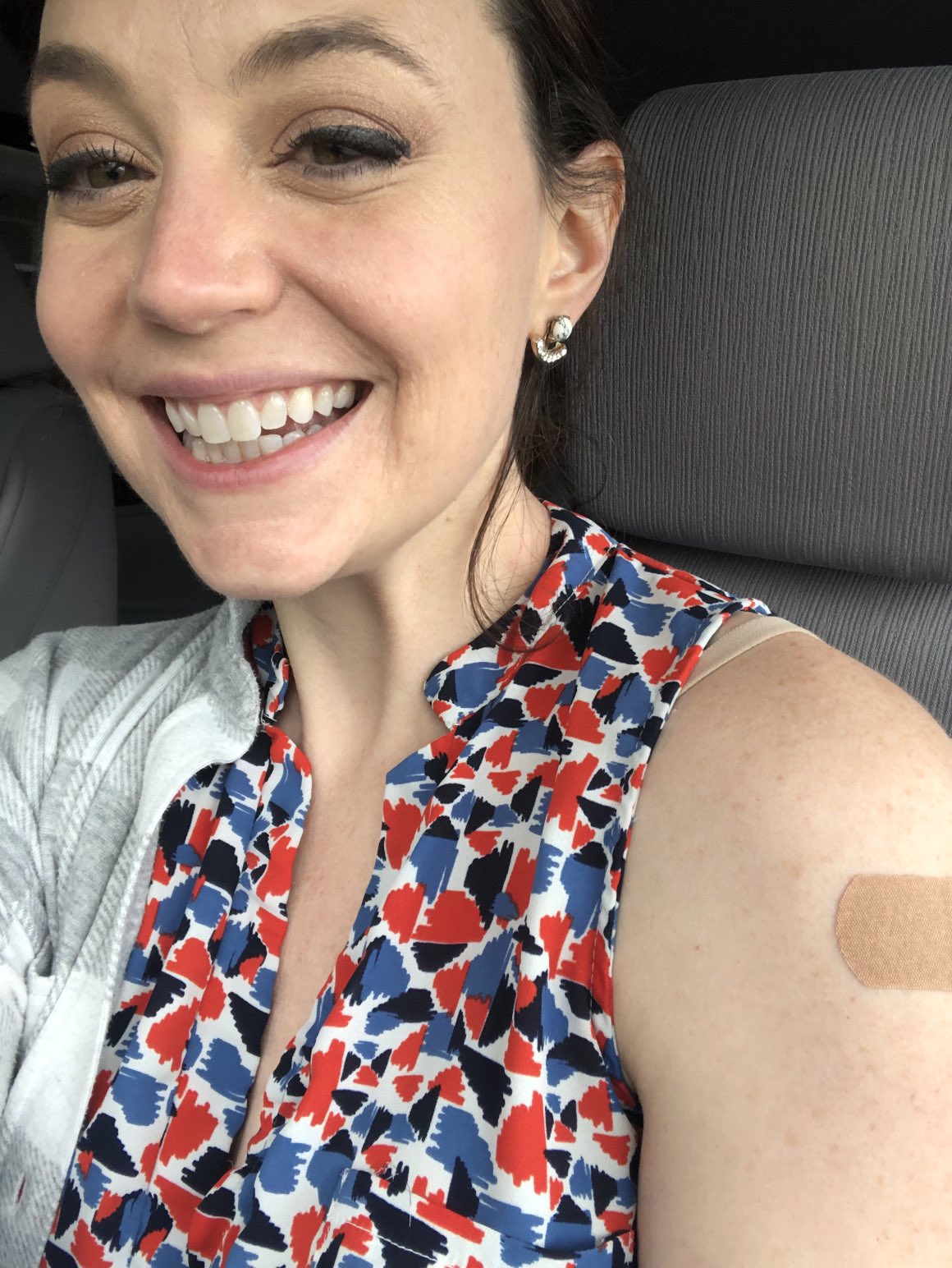 meg-tirrell-on-twitter-covering-the-drug-industry-you-usually-hope-you-never-have-to-try-the-products-you-report-on-this-one-was-different-got-my-1st-shot-of-covid19-vaccine