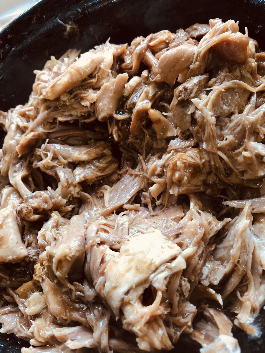 thank you so much to <a href="/FarmFreshRev/">Farm Fresh Revolution</a> for the 11 amazing joints of pork which make fantastic crackling too 😊 we’ve given out 206 pork cobs, 200 muffins plus each family received boxes of cereal donated by <a href="/TowerviewPS/">Towerview PrimarySch</a> Tower view School with Cartons of milk! 
Thank u 👏🏻👏🏻