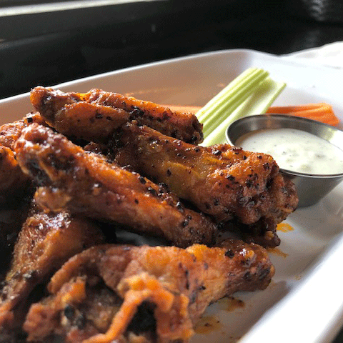 RedCard_'s tweet photo. 🍗  WEDNESDAY = WINGS 🍗 

Come down to our patio for juicy wings! The selection is yours, what will it be - salt &amp; pepper, hot, honey garlic, bbq, sweet chili, teriyaki, hotiyaki, power play chili?

Equally amazing enjoyed at home! Order now on @doordash and @skipthedishes https://t.co/Bs4h0ZY5Ew