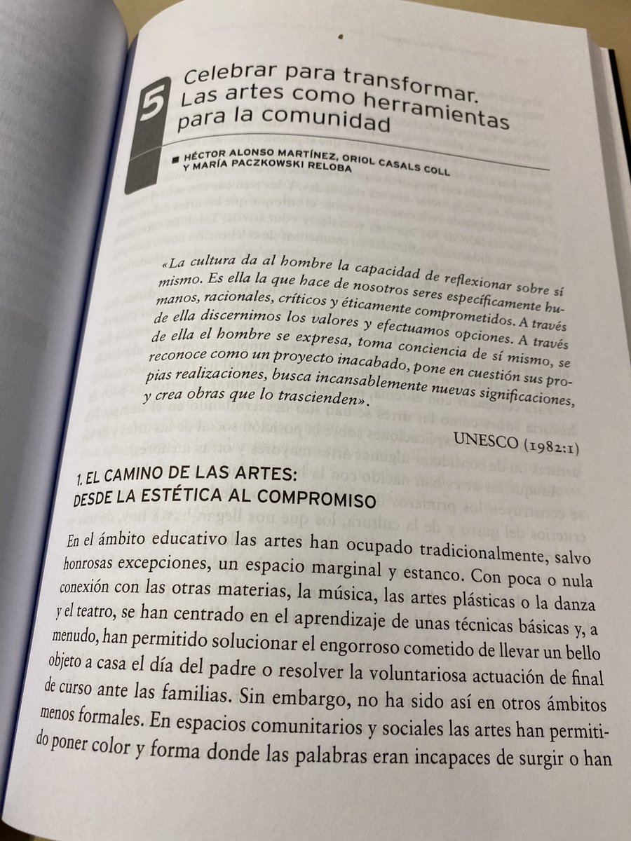 art_educ's tweet photo. Celebrar para transformar, las #artes como herramientas para la comunidad. El camino de las artes desde la estética al compromiso... Hoy he vuelto a reivindicar el arte y el arte de #acompañar con calidad y mirada crítica en entornos educativos + #celebraciones i #significativas https://t.co/V67bt2B3oA