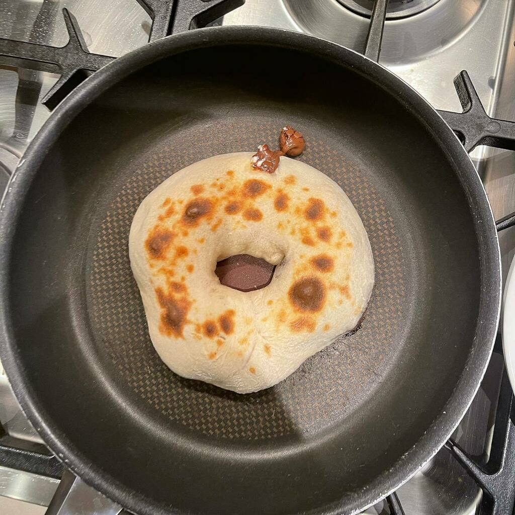 Timothy_Hughes's tweet photo. Pizza ring @nutella - Pizza π pilgrims #pizzapilgrims @pizzapilgrims #pizzainthepost @officeoffin #pizza #pizzalover #pizzatime #food #foodporn #foodie https://t.co/nzkHkByMMt https://t.co/I305DdaTCY