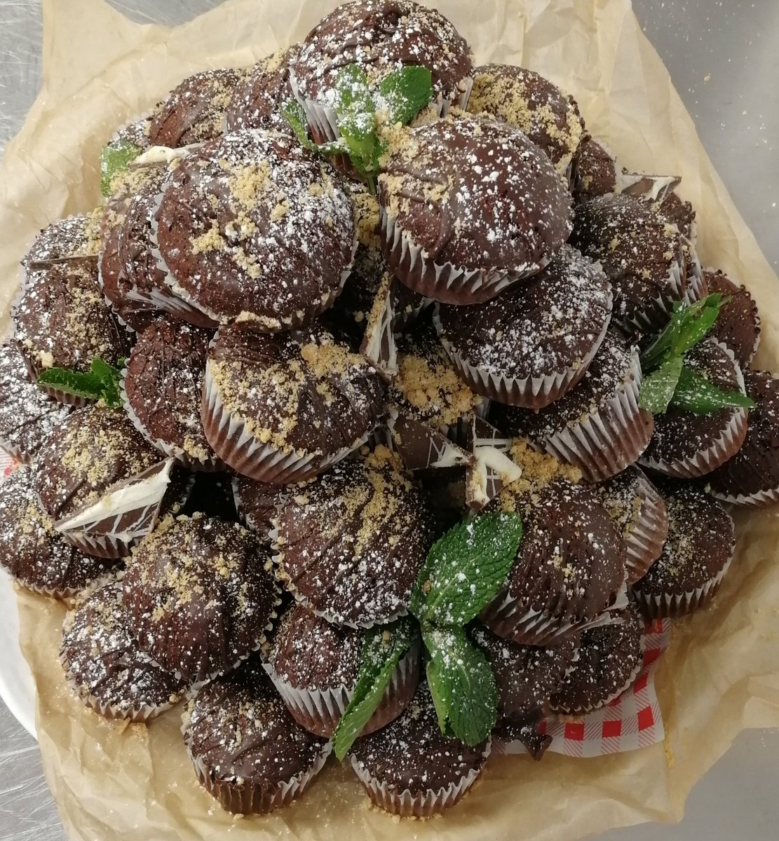 Something scrummy for tonight's dessert at Fairfield and Johnson 😋 <a href="/UppinghamSchool/">Uppingham School</a> <a href="/OxfordAndrew/">Andrew Oxford</a> @ChefSi71 @chefysimon <a href="/HolroydHowe/">Holroyd Howe</a>