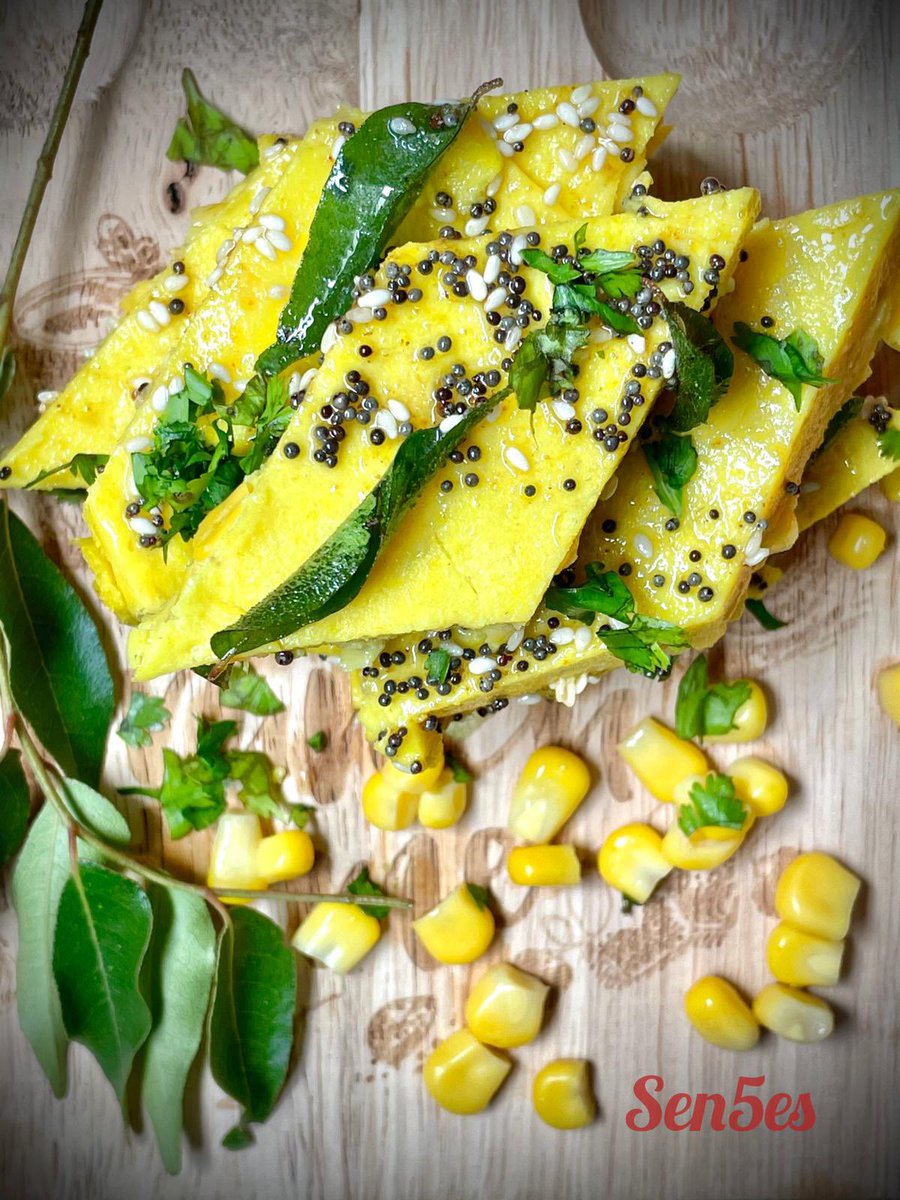 Sen5_es's tweet image. Makai/Maize Dhokla : Full Recipe On Insta instagram.com/sen5.es/ #followsen5es #dhokla #easyrecipes #quickrecipe #Trending #delicious @TemptingFoodNow @chiribaHQ @paleobyleo @Food4lovers @foodiideas1 @freakingfoodie @WorldFoodLovers @FoodTastybite @foodstorydotcom @TwitterFood