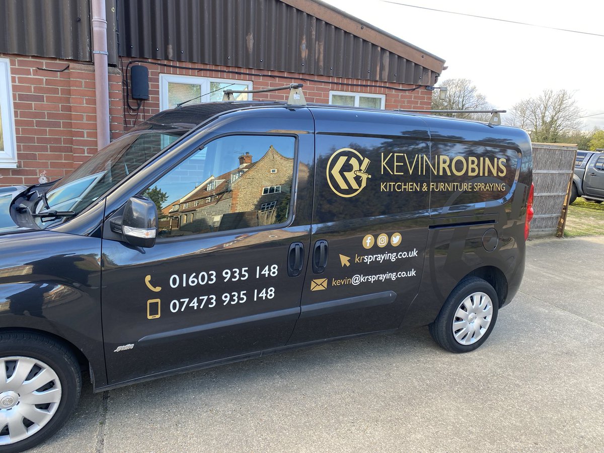 KRSPRAYING's tweet photo. Massive Thanks to The Boys @SolarSigns_Ltd well chuffed with my van!! #solarsignsandgraphics #kitchenspraying #Respray #signwriting https://t.co/iYw55jOKCV