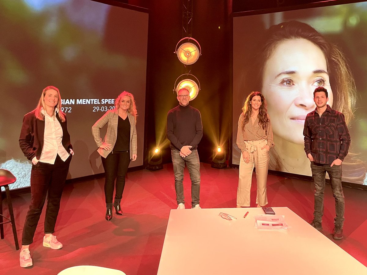 Samantsteenwijk's tweet photo. Vanavond mocht ik optreden voor de Mentelity Foundation en dat vond ik een grote eer.
Een mooie avond met mooie mensen ❤️
#edithbosch @EdwinSpee @QTrustfull @Jesse_Bleek https://t.co/OmnknpY332