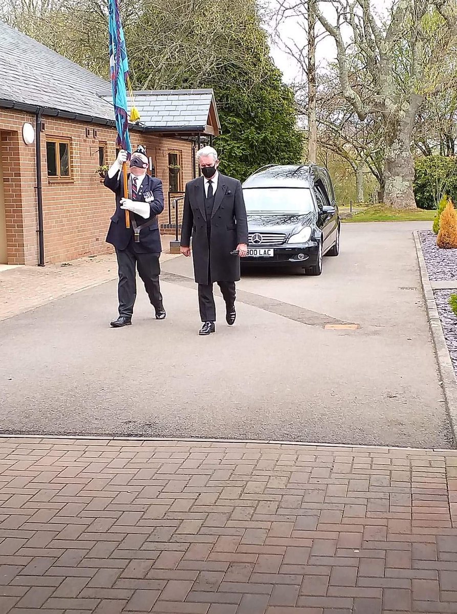 TorquayRAFA's tweet photo. The Branch Standard was carried by the Chairman, Steve Colhoun at the Funeral of an ex RAF lady today in Torquay. Steve was accompanied by Rod and Pam Long and also Rick Armstrong, ex RAF firefighter. https://t.co/z2Q7grORek