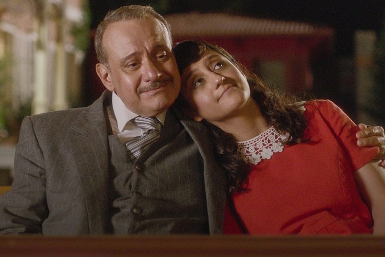 “Ben kalbindeysem yanındayımdır. Ya yanında olsaydım da kalbinde olmasaydım?” (Sen hiç ateş böceği gördün mü)