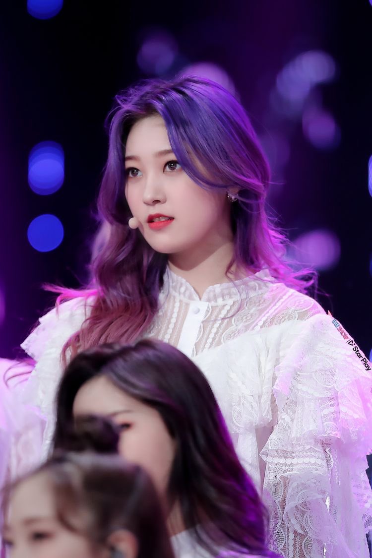 olive_won's tweet photo. @darlinangel @LiviesHQ Ummm girl I think your auto correct is broken?? Did you mean to type Choerry https://t.co/tdtPnEbgqN