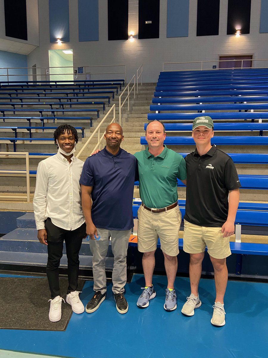 From college teammates on the 🏀court, to proud father’s of two fine young men @tarheelbrea!Congrats @CarsonSkinner_1 and @JalenBreazeale on signing day!!  Also, a big thank you to @CoachFancher for your impact on us and our boys🙏
@WagnerLacrosse @UpstateMBB @DormanAthletics
