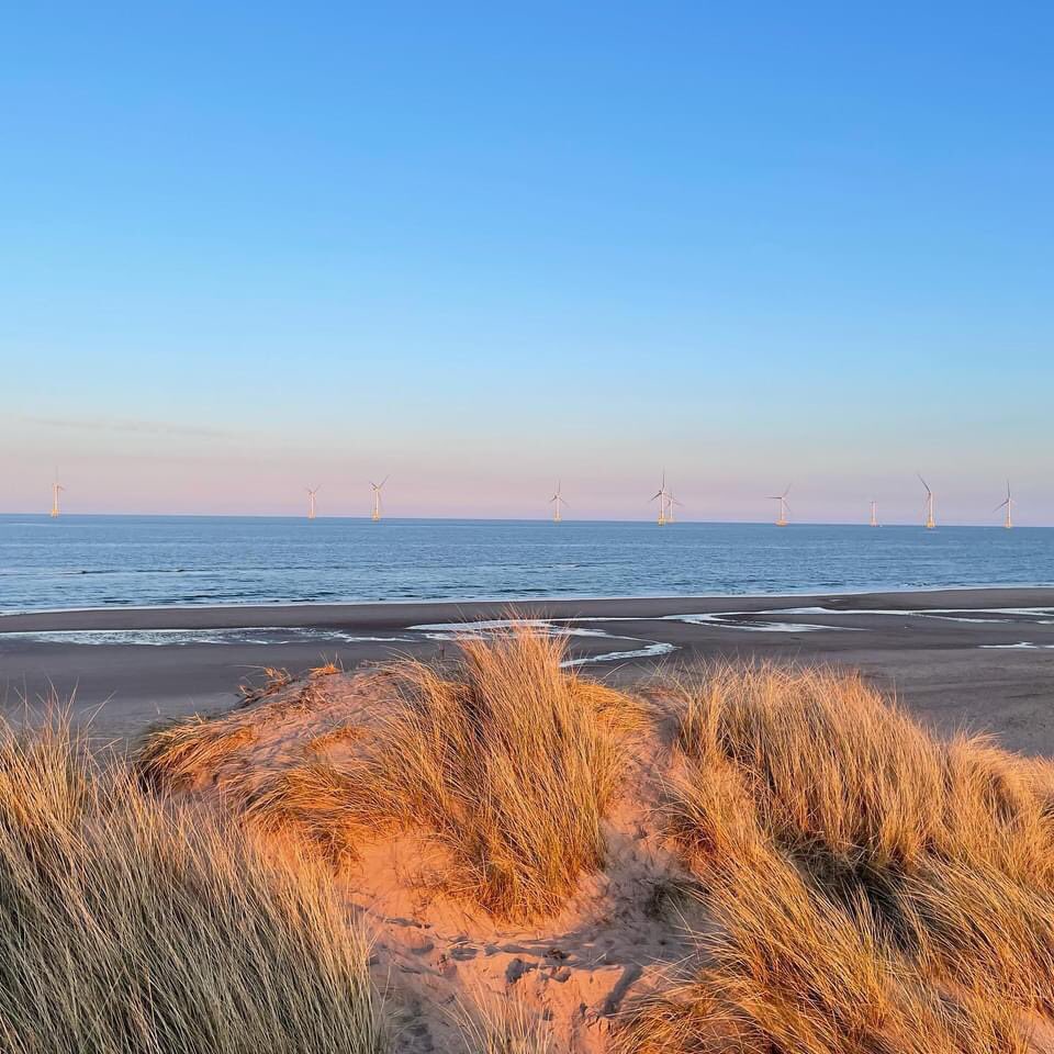 A stunning sunset view at Balmedie Beach this evening. #fittaedee #aberdeenshire #balmediebeach