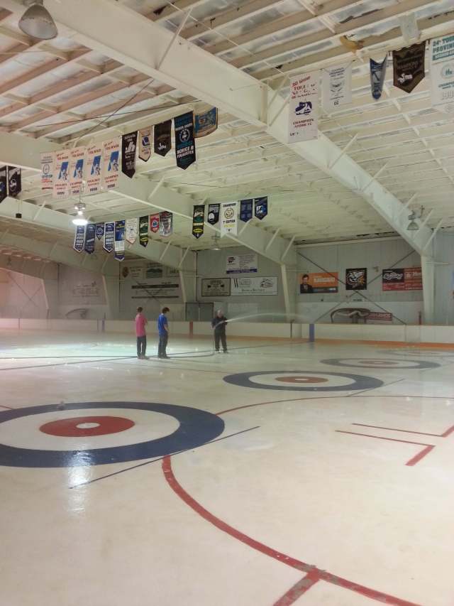 I know a lot of you, like me, don't want to see the arena in Low, Quebec shut down forever. If you're able to chip in a little to help save it, the folks in Low, Venosta, Kaz, Danford and that entire area would be VERY thankful! 
Donate: bit.ly/2Qn4DrN  (Please retweet)