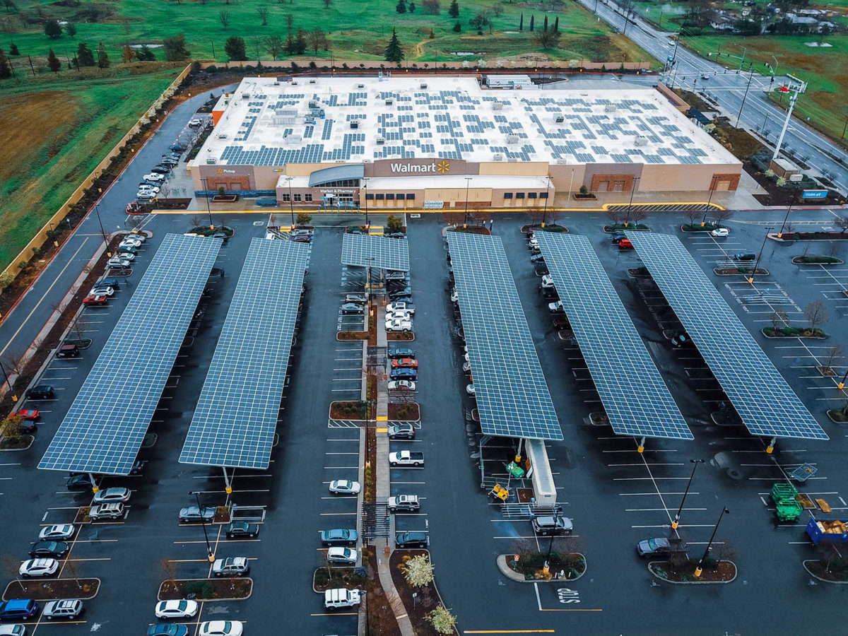 Clean_Coalition's tweet photo. Walmart adds 6.5 MW of rooftop and canopy parking solar to California stores https://t.co/BdEjU6UE51 https://t.co/FS8zB6UHem