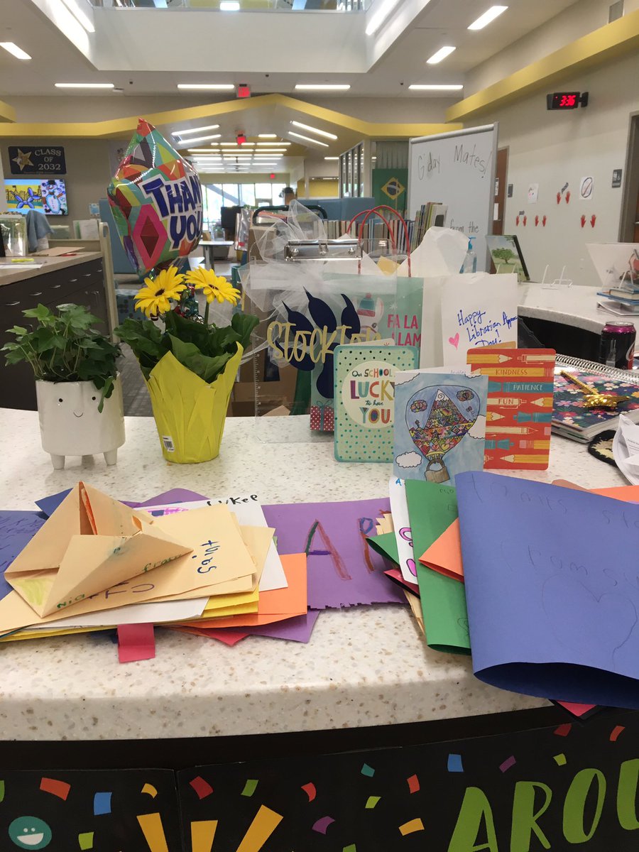 Feeling the love today. 💕 #LibrarianAppreciationDay