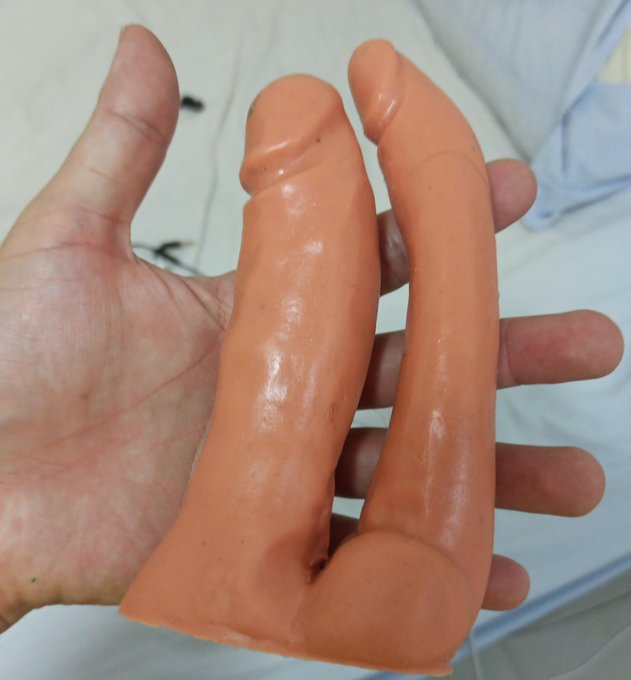 Wanna see me using a double dildo?

#anal #pegging #dildo https://t.co/9z8WkSFDr3