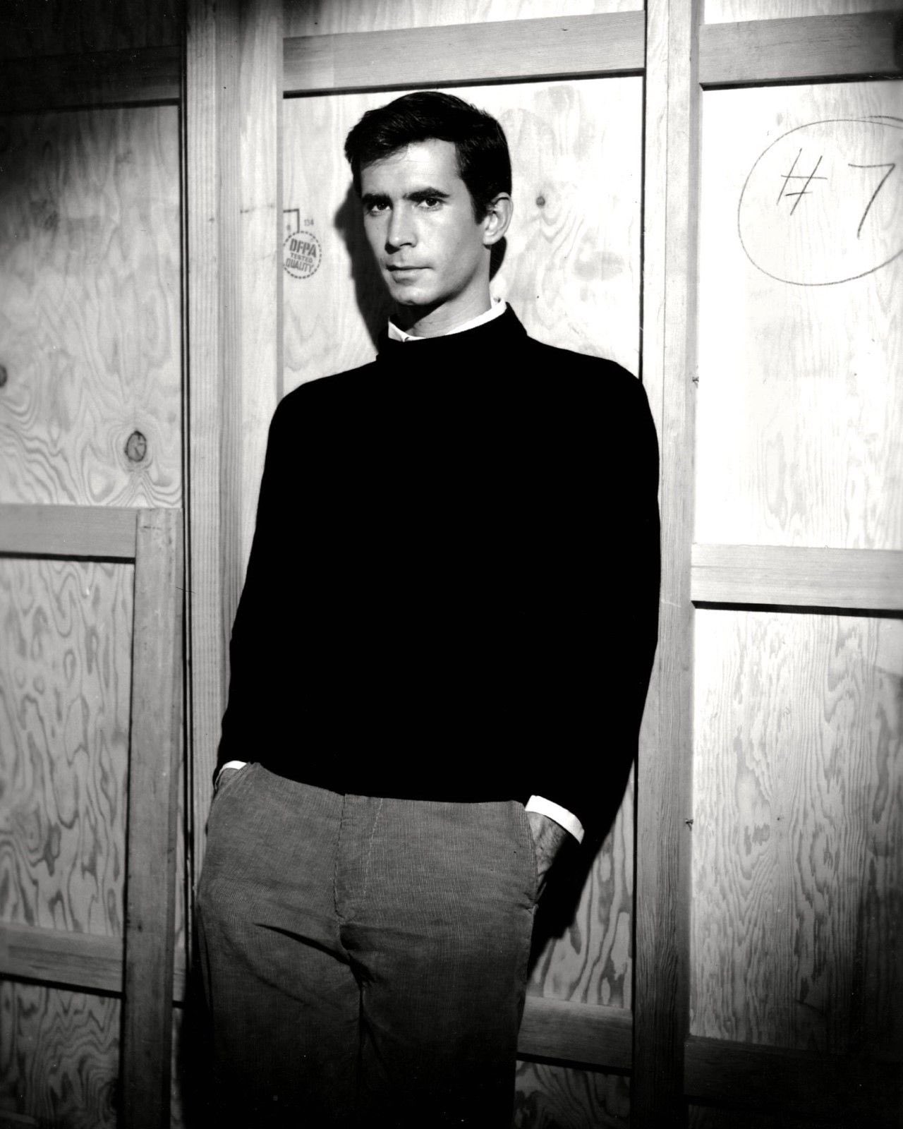 Happy belated birthday to bicon Anthony Perkins. If I had a time machine... 