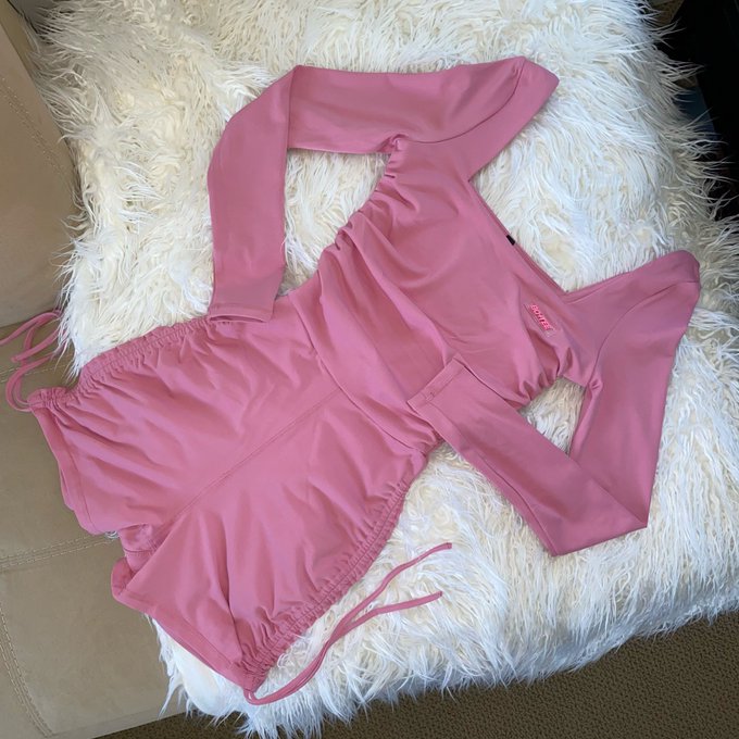 More items available on my Poshmark💗some for only $5✨ https://t.co/U1XYBMIQUX https://t.co/rHHPiMG73