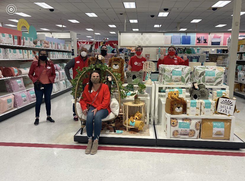 Shouting it from the rooftops. Invest in your team and watch them bloom! Big thanks to <a href="/garmtgt/">George Armstrong</a> and <a href="/aleahmarie19/">Aleah Jacinto</a> for helping us celebrate all of our team’s success today. #THE354 is all smiles as we #CareGrowWin! <a href="/KippLaura/">Laura Kipp</a> @tiffany48122 <a href="/Lizmweber/">Liz W</a> <a href="/oneal_kierra/">Kierra 🎯</a>