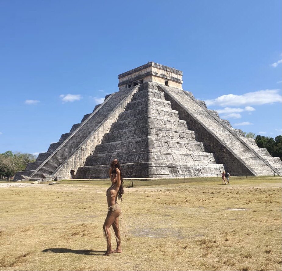 PakiraMebarak's tweet photo. Maravilla del mundo.
.
.
#mayas #maya #chichenitza #chichenitzamexico #chichénitzá #diosamaya #marvillasdelmundo #maravilladelmundomoderno #maravilladelmundo #chichenitzapyramid #chichenitzamaravilladelmundo https://t.co/IzsonGH7Xa