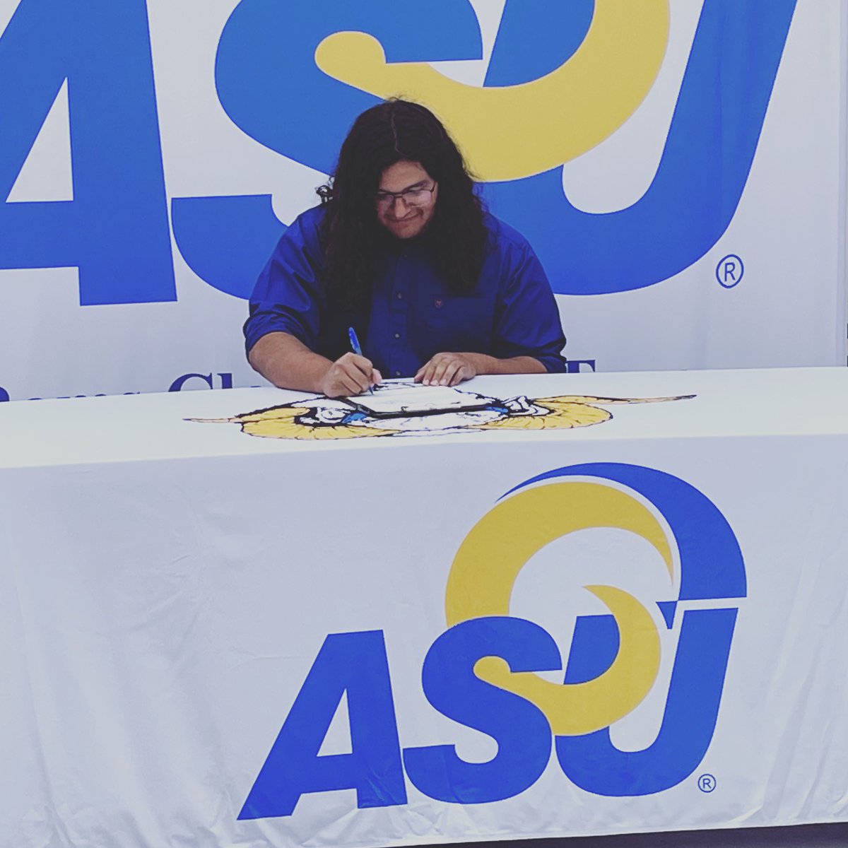 Trinity Midland (@trinitymidland) on Twitter photo Justin C. ‘21 officially signed with <a href="/AngeloState/">Angelo State</a> last night to join their Rams Clay Target team as a scholarship athlete. Congratulations, Justin! #trinitychargers #collegebound Justin C. ‘21 officially signed with <a href="/AngeloState/">Angelo State</a> last night to join their Rams Clay Target team as a scholarship athlete. Congratulations, Justin! #trinitychargers #collegebound