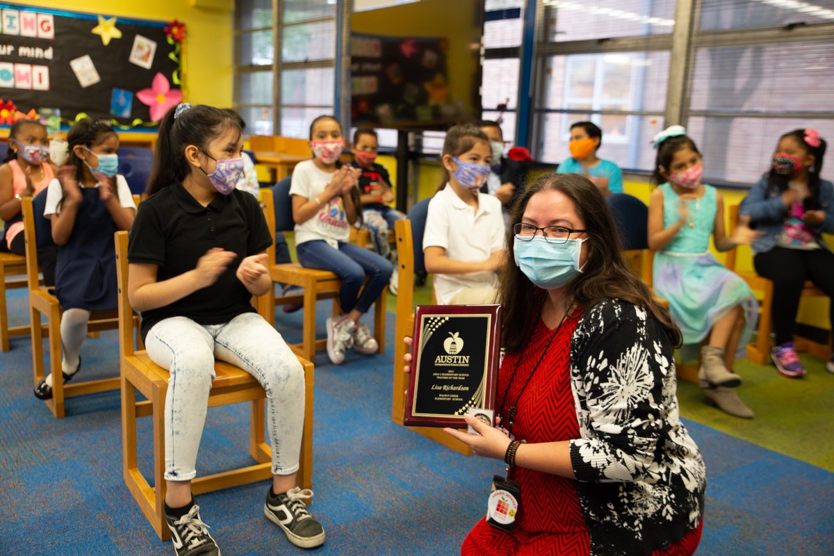 Congratulations to Lisa Richardson of Walnut Creek Elementary, one of two @AustinISD Elementary Teachers of the Year! Ms. Richardson is a bilingual second-grade teacher and has been with Austin ISD for five years. We are #AISDProud of you! 🎉 #WeAreAISD #SomosAISD @WalnutCreekECP