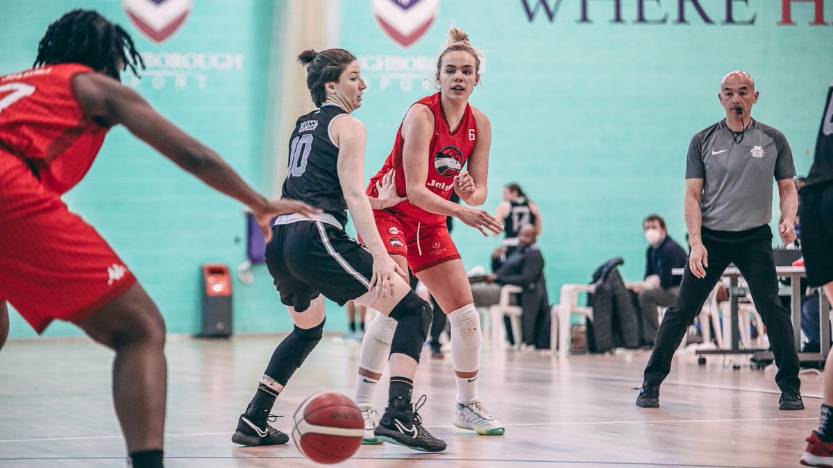BradHoopsfix's tweet photo. 🔝 | @hollywinterburn is now the all-time @RidersWomen leader in WBBL Championship assists with 2️⃣7️⃣1️⃣ - also moving into 11th place on the overall league chart!

📷 @jbravoharriott 
#BritishBasketball https://t.co/3e19QICnRh