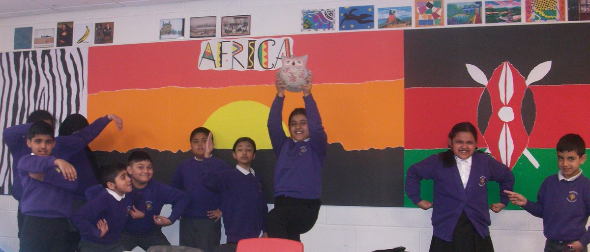 ECS_Keighley's tweet photo. Here is a wonderful freeze frame that some of the pupils in 4DH produced in today's English lesson. Can you guess which storyline they were acting out? This drama lesson enabled our pupils to gain a deeper understanding of the story!🦁#TheLionKing #CreativeLearning #Autocorrected https://t.co/baNBuhvaMj