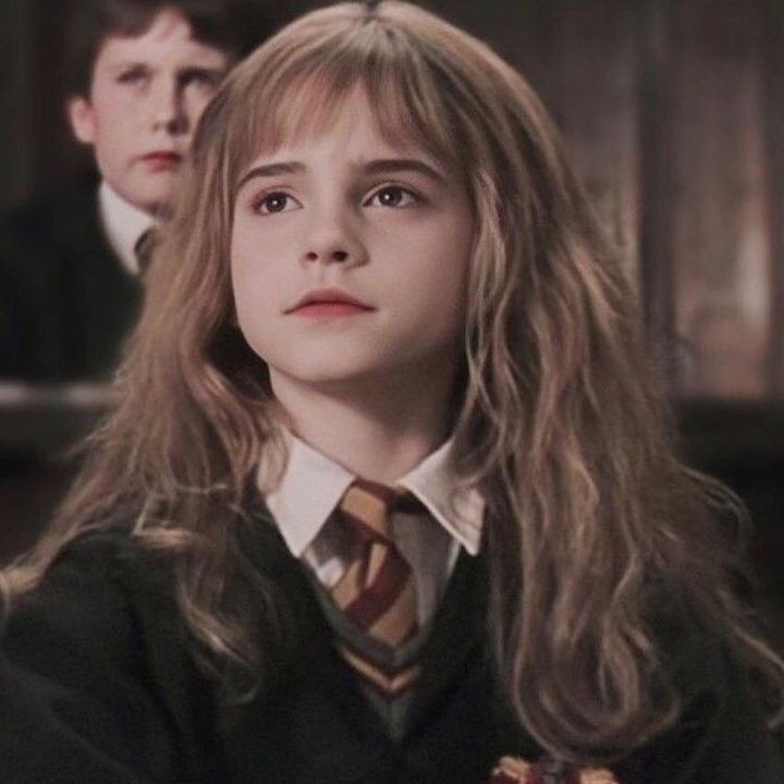 Happy birthday emma watson, my inspiration      i loveee u so much 