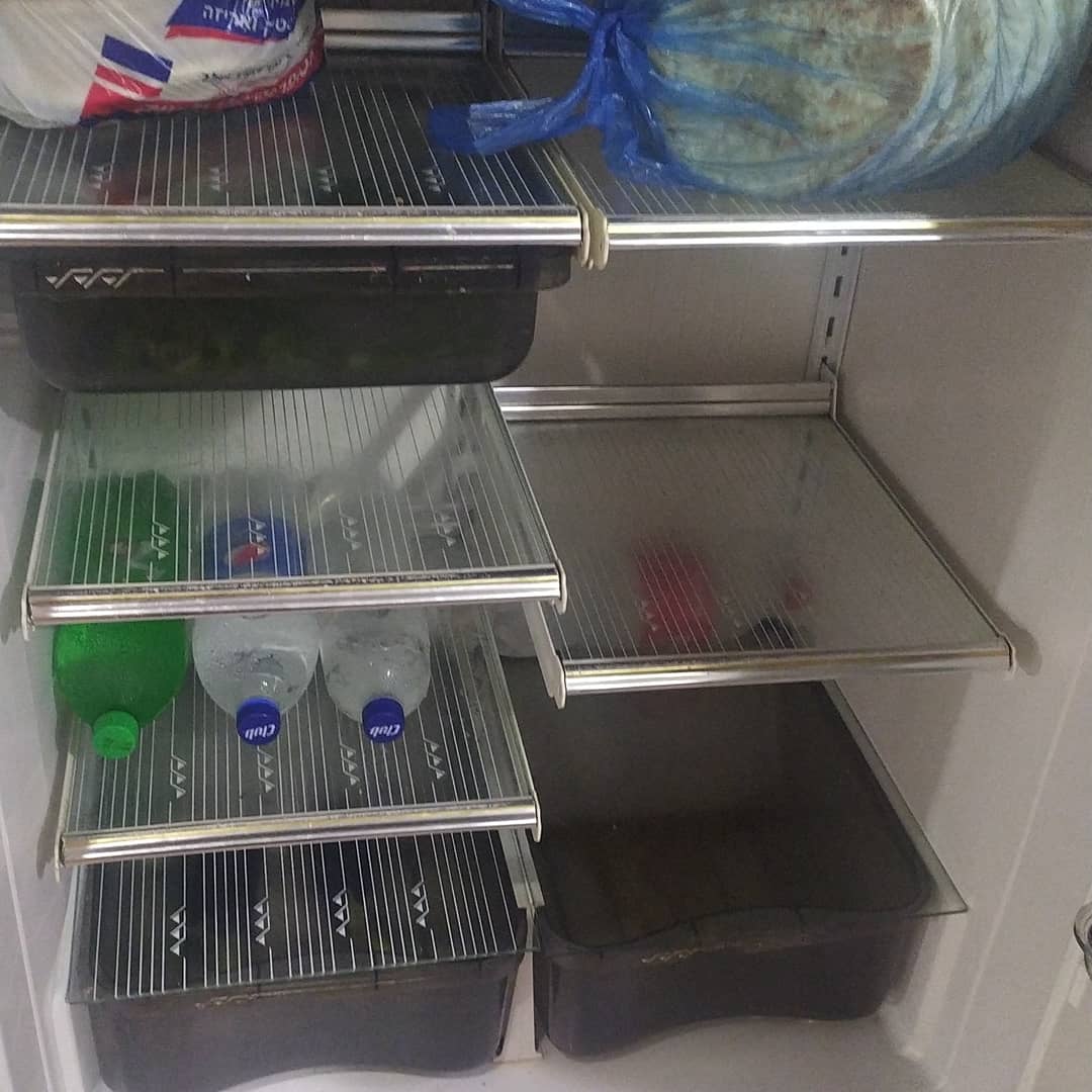 ahmed_ommm's tweet photo. Je vous en prie, musulmans, nous sommes dans le mois sacré du Ramadan. Je vous jure qu'il n'y a pas de nourriture ni de petit-déjeuner de suhoor pour ceux qui jeûnent. Faites un don et faites un jeûne, et vous serez récompensé, si Dieu le veut
https://t.co/DClZBNyGJw https://t.co/igiwr4brjt