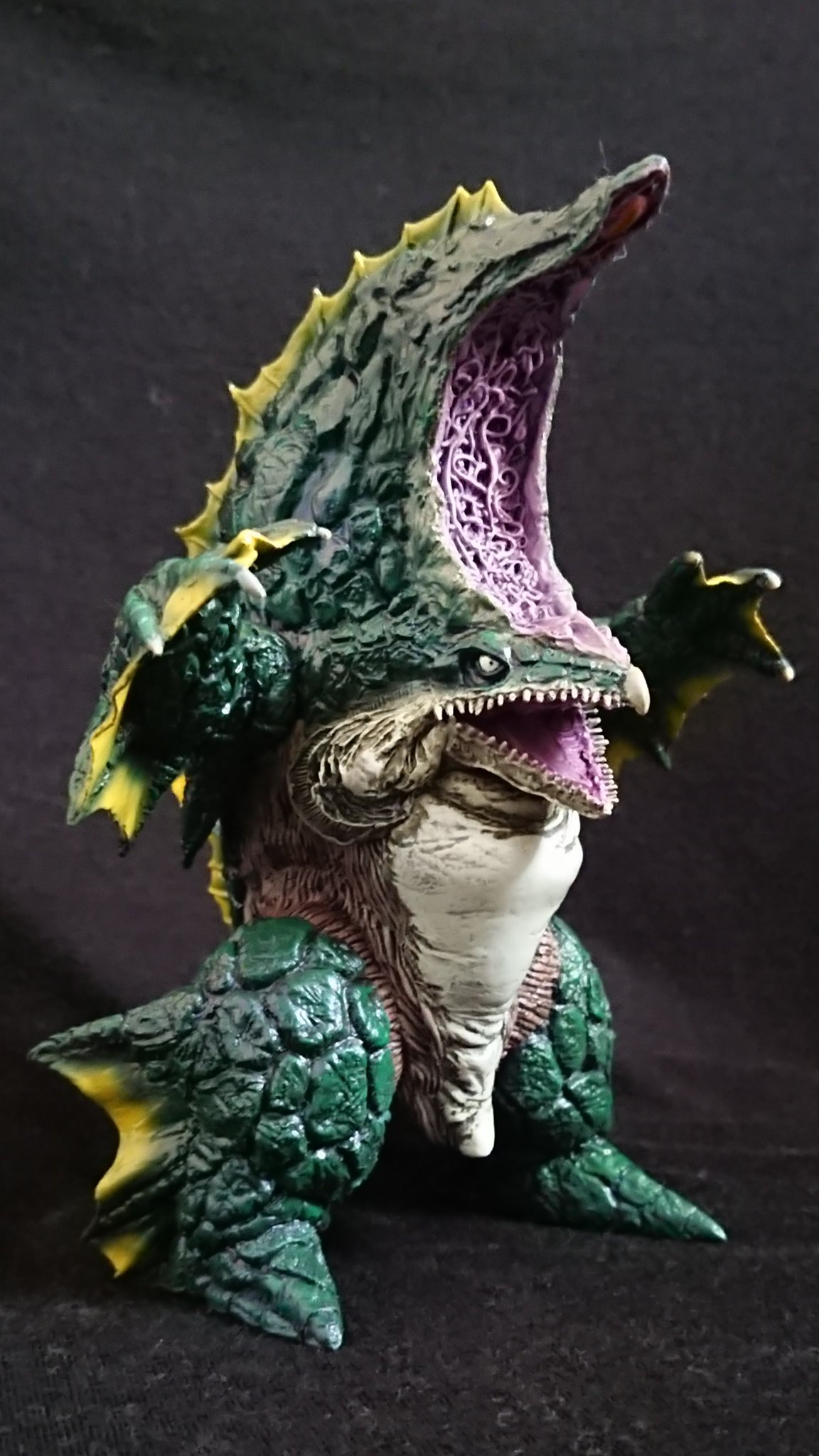 【新品】怪獣無法地帯 THE MONSTER GALLERY ナメゴン 未組立 新品】怪獣無法地帯 THE MONSTER GALLERY ナメゴン 未組立