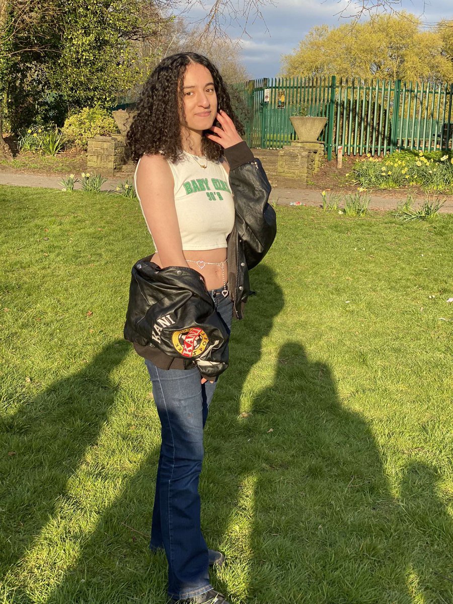 a1yafr's tweet photo. barbecue in bootcuts🧏‍♀️ https://t.co/VjEOc132Uf