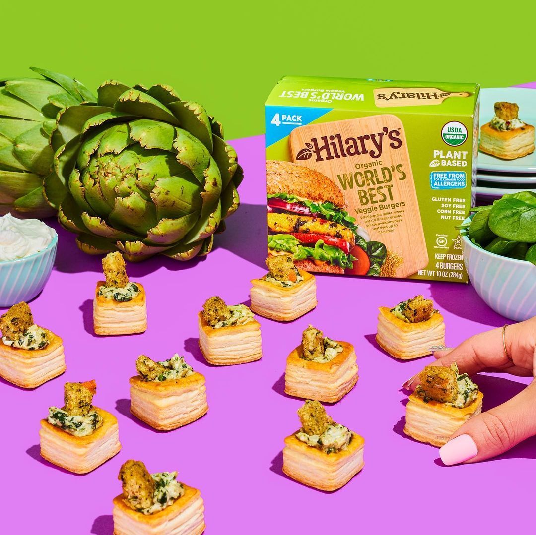 HilarysEatWell's tweet photo. Can’t stand double-dippers? Try out these bite size Vegan Spinach Artichoke Cups, perfect for a fancy appetizer (or a quick snack!) 💚 Peep the recipe on our website 👉https://t.co/Z9BMwxpxoj #veganrecipe #veganbite #hilarys https://t.co/hfEIHmiGnz