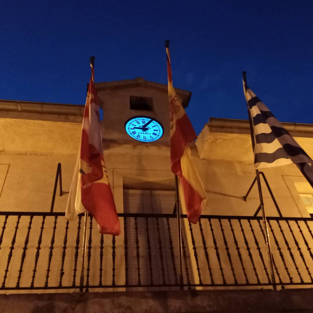 rgarciadeandres's tweet photo. @AutismoCyL @TurismodeAyllon @AutismoSegovia Ahí va la foto desde #Torrecaballeros! #luib #DiaMundialAutismo https://t.co/dLquVkbnWY