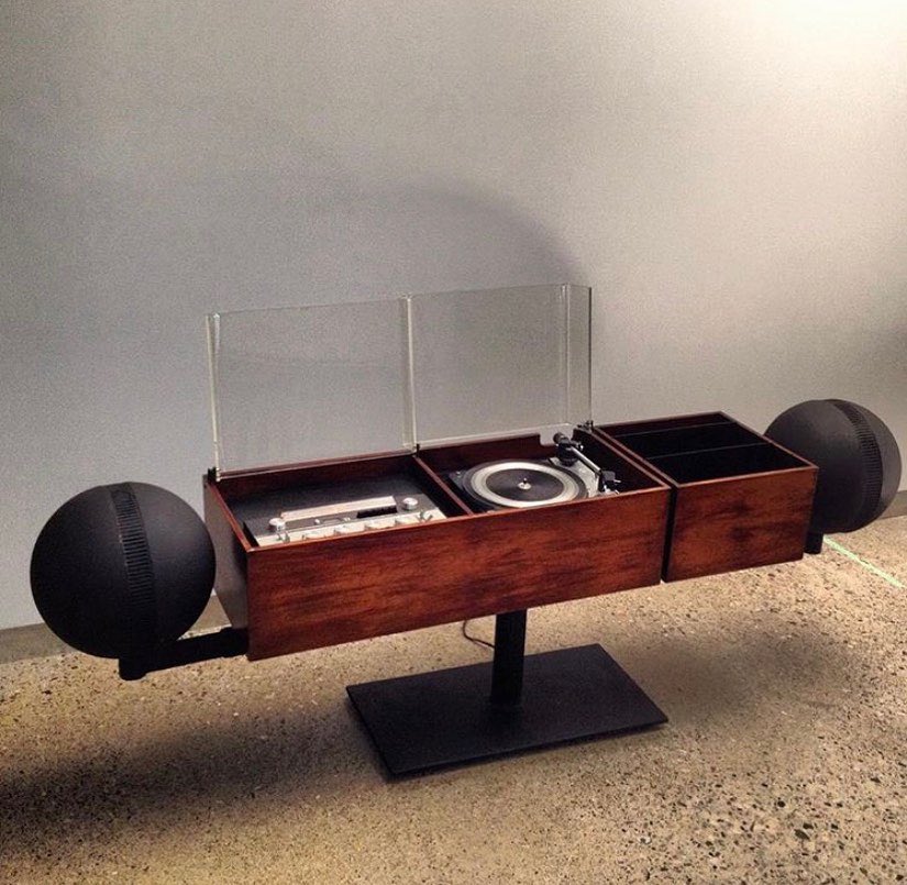 Soulection's tweet image. soulection radio 498 is up — 

((( @seangran_ takeover )))