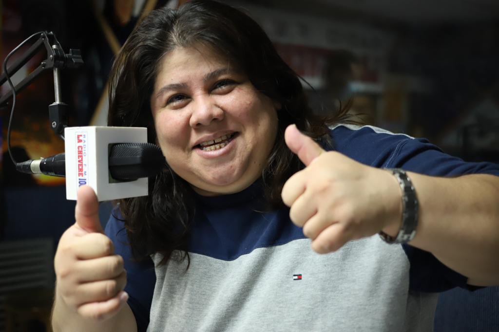 Segundo día de ‘La Gozadera de Verano’ de Grupo Radial Samix! 🏖 Sintoniza cualquiera de nuestras 12 emisoras para ser parte de la mejor fiesta de Semana Santa en el Dial! 🎧🎶

#LaGozaderaDeVerano #GrupoSamix