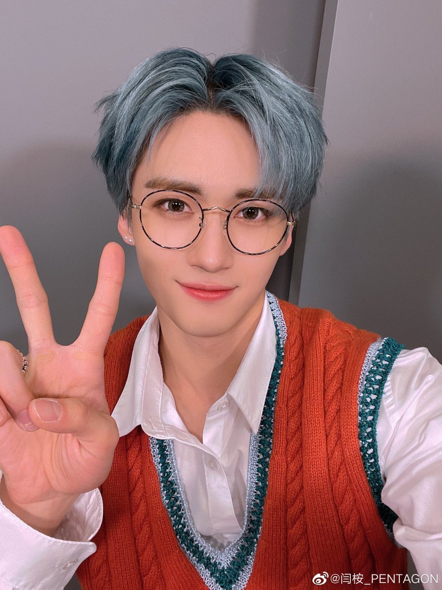 yanan_weibo's tweet photo. #PENTAGON  #YANAN #옌안 #Weibo #펜타곤 https://t.co/HmsZepKMuh