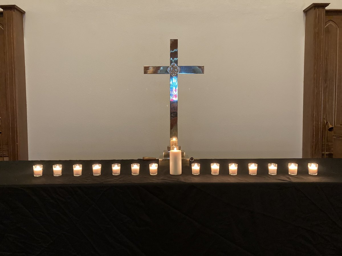 ryanstrebeck's tweet photo. One of my favorite services of the year at @fumcsweetwater. Thanks @kentruffin for setting up! #goodfriday https://t.co/GqDr2BiR7O