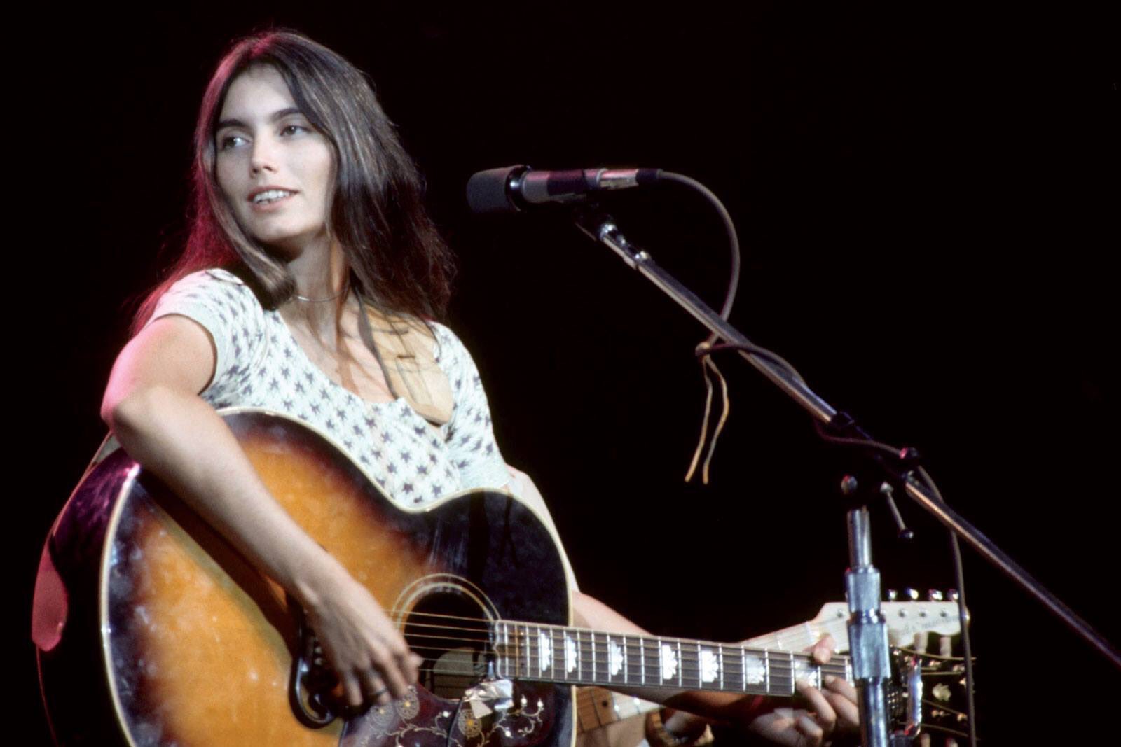 Happy birthday to  American singer, songwriter, and musician Emmylou Harris, born April 2, 1947. 