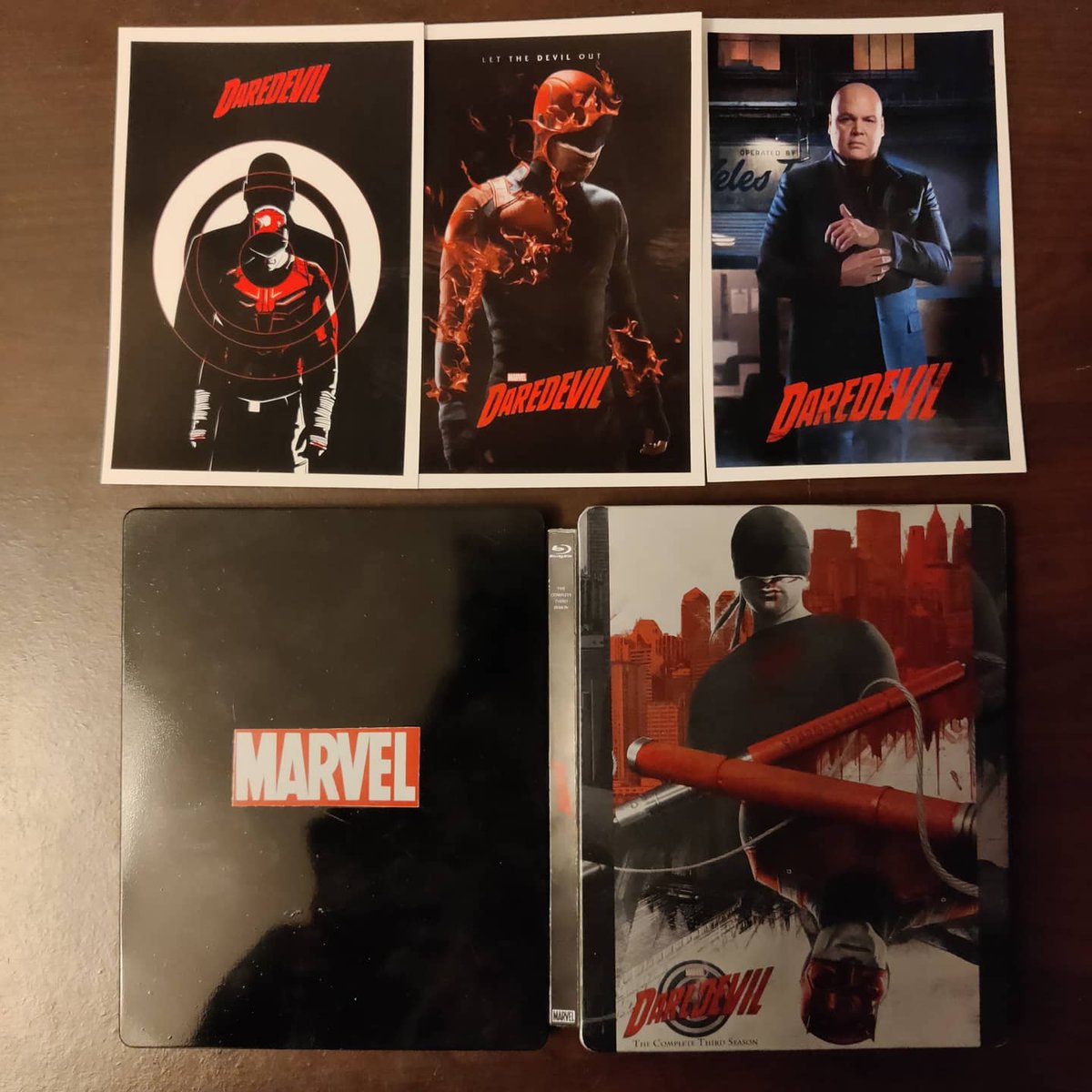 SteelworxStudio's tweet photo. CUSTOM STEELBOOK

DAREDEVIL SEASON 3

"Let the Devil out"

#customsteelbook #steelbook #steelbookcommunity  #steelbooks  #steelbookcollector #steelbookconcept  #steelbooklover #bluraysteelbook #daredevil #daredevilsteelbook #daredevilseason3 #mattmurdock #kingpin #letthedevilout https://t.co/XWjIfLWClf