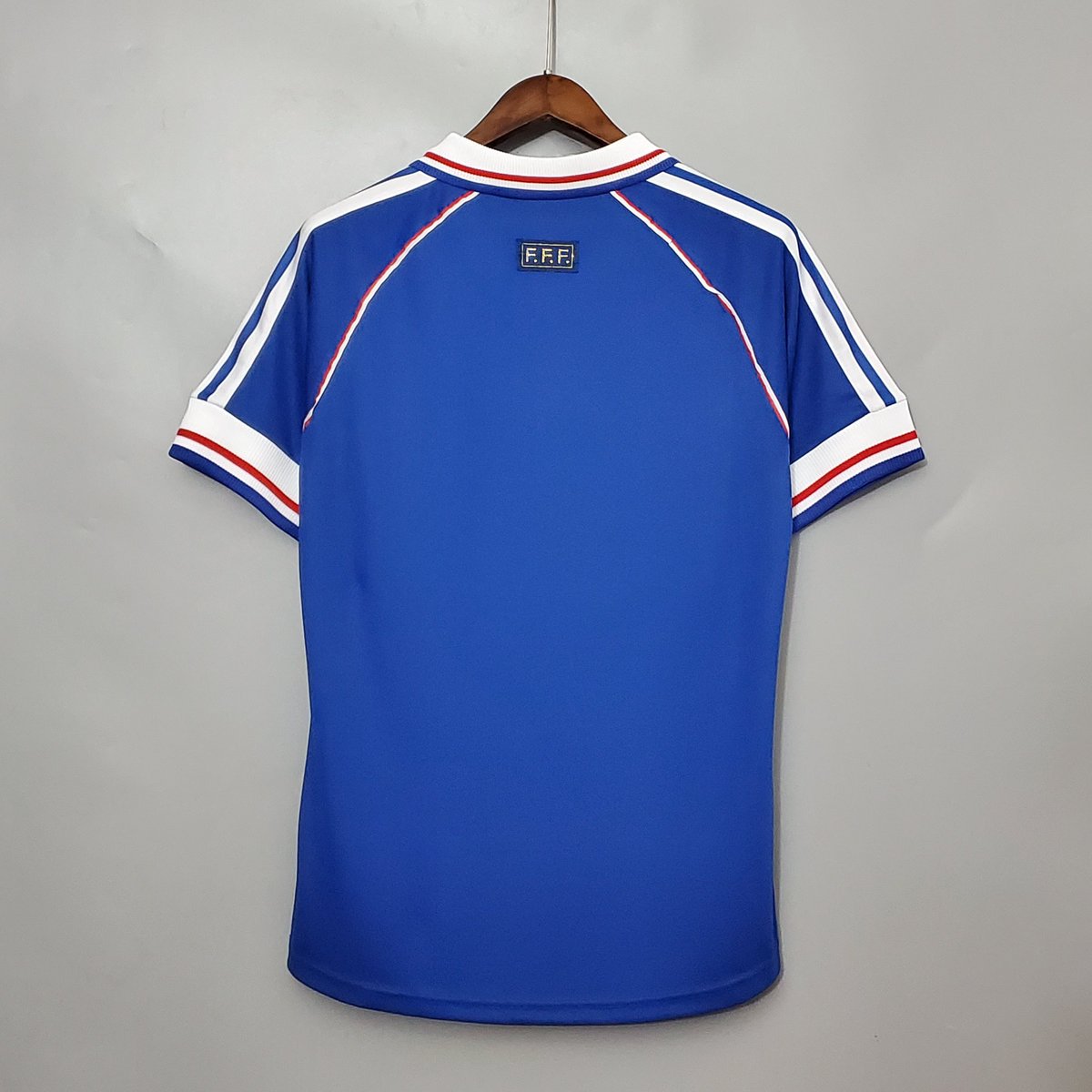 kitsdirectuk's tweet photo. France 1998 World Cup Final Jersey 🇫🇷 🏆 

All Sizes Available ✅ https://t.co/nIppghyU4U